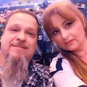 Meet your Posher, Elisha